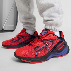 Puma Inverse Men’s Sneaker Sz 9 or 10 Red and Black Athletic